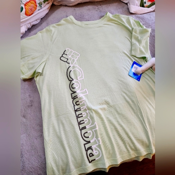 NWT Columbia short-sleeved lightweight tee, size 1X - Picture 5 of 6
